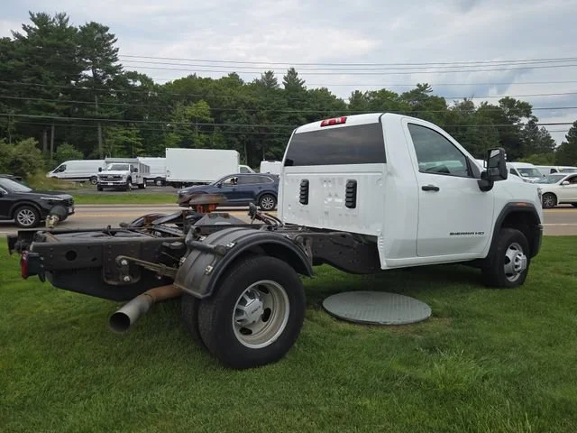 Used 2025 Summit White GMC Pro image 3