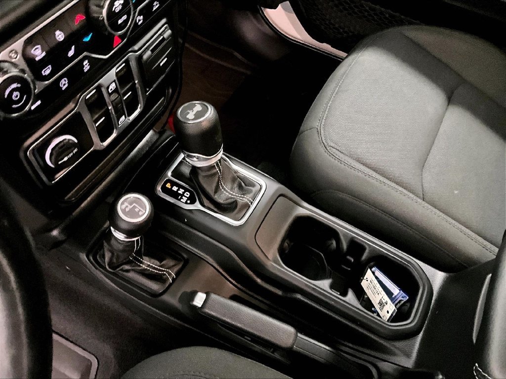 Used 2023 White Jeep Sahara image 20