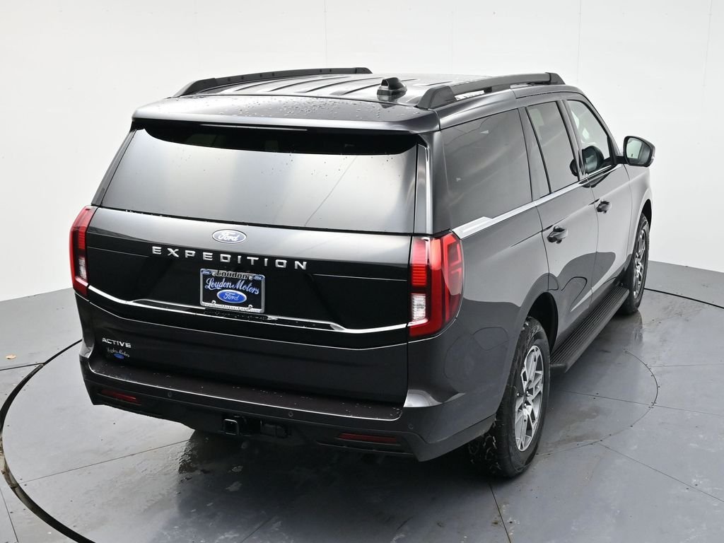 New 2025 Dark Matter Gray Metallic Ford Active image 47