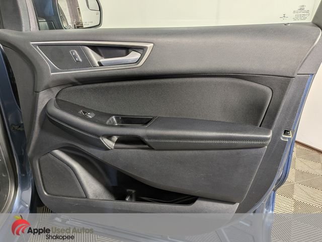 Used 2018 Blue Ford SEL image 37