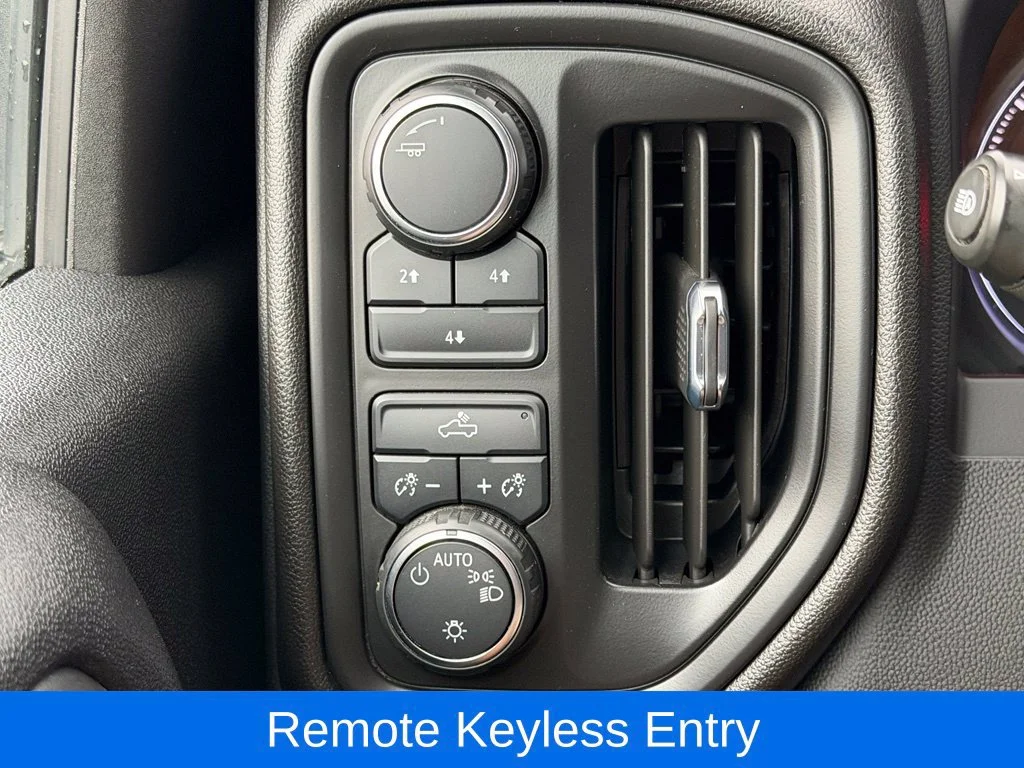 Used 2024 Black Chevrolet Custom image 17