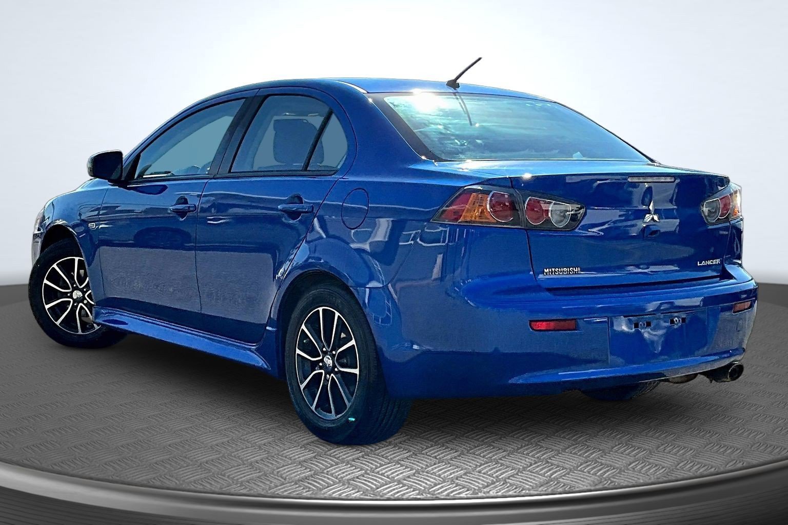 Used 2017 Blue Mitsubishi ES image 3