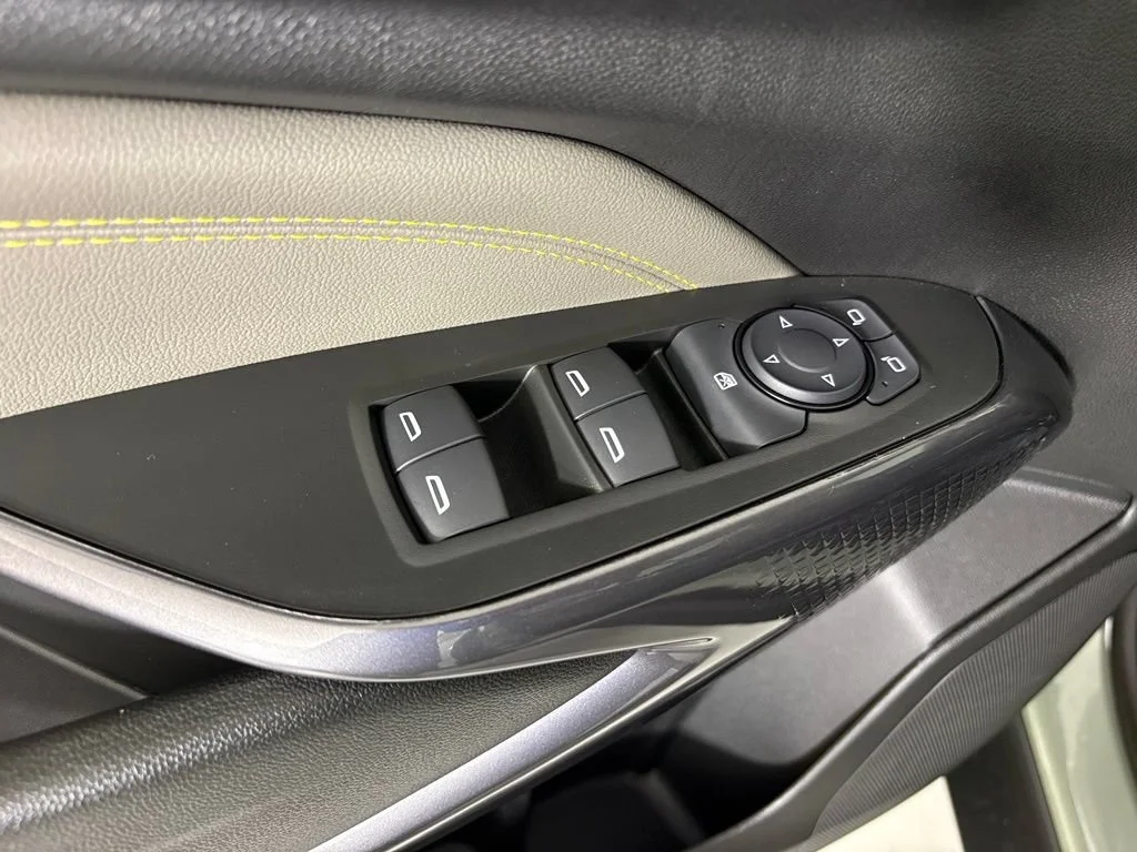 New 2026 Cacti Green Chevrolet ACTIV image 18