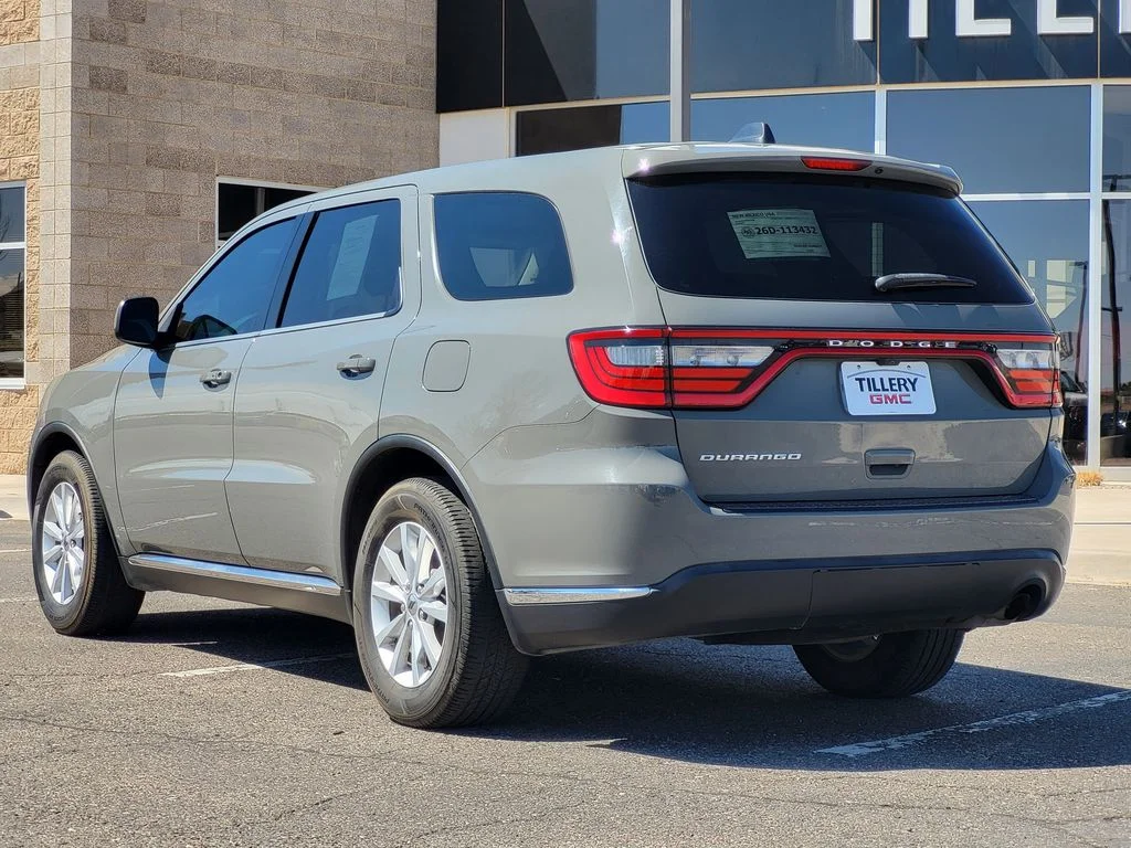 Used 2020 Gray Dodge SXT image 5