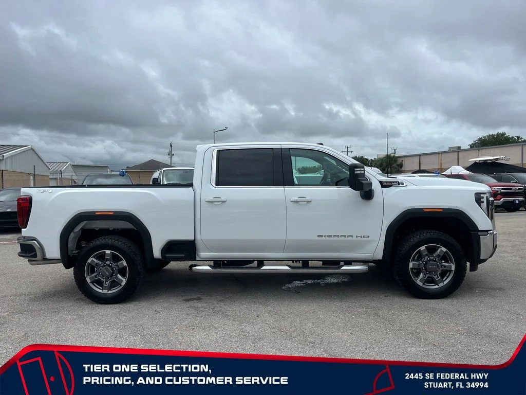 New 2026 Summit White GMC SLE image 8