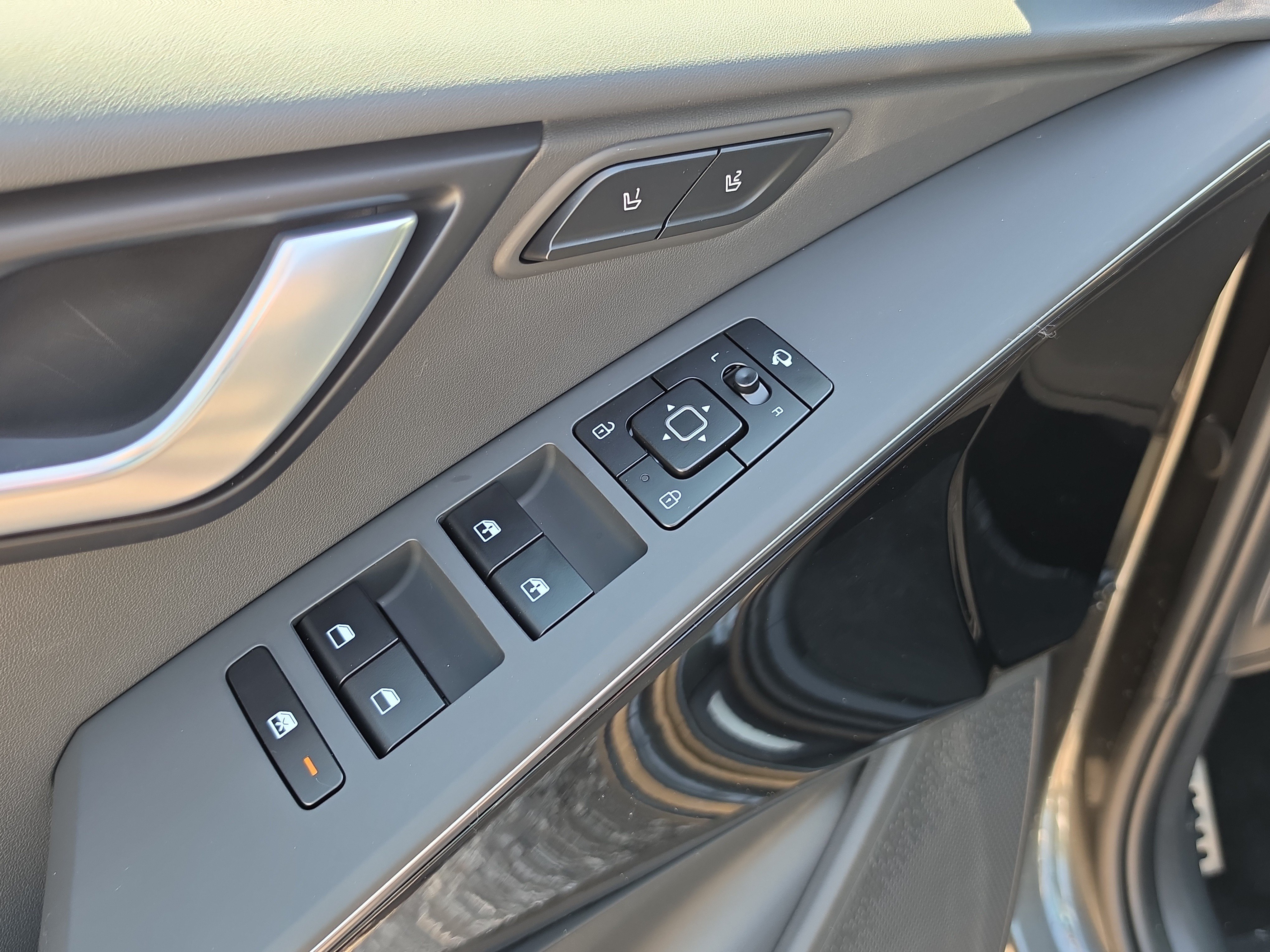 New 2026 Interstellar Gray Kia SX Touring image 20