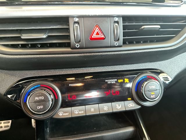 Used 2023 White Kia GT-Line image 18