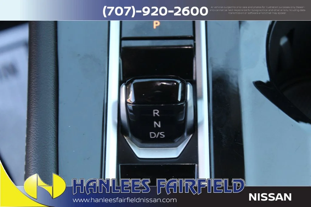 Used 2025  Volkswagen 2.0T SE w/Technology image 23