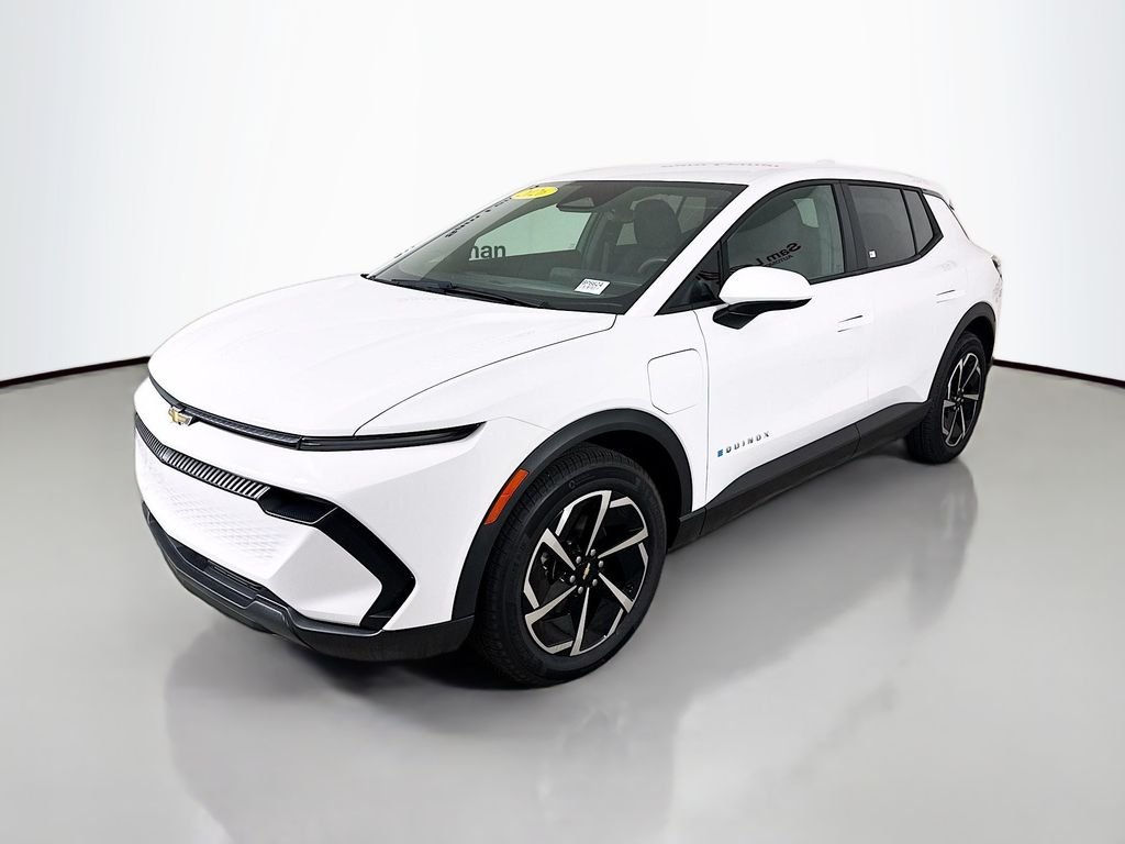 Used 2026 White Chevrolet LT image 3