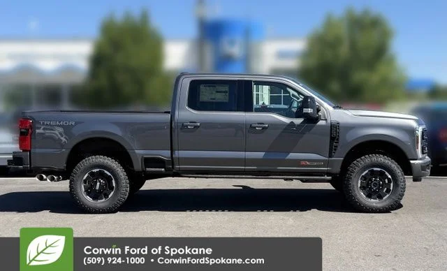 New 2026 Carbonized Gray Metallic Ford Lariat image 9