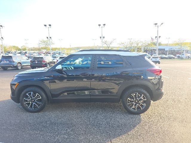 Used 2023 Black Chevrolet ACTIV image 5
