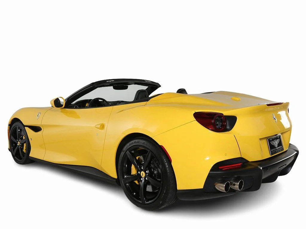 Used 2022 Yellow Ferrari M image 6