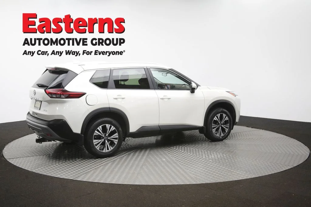 Used 2023 White Nissan SV image 46