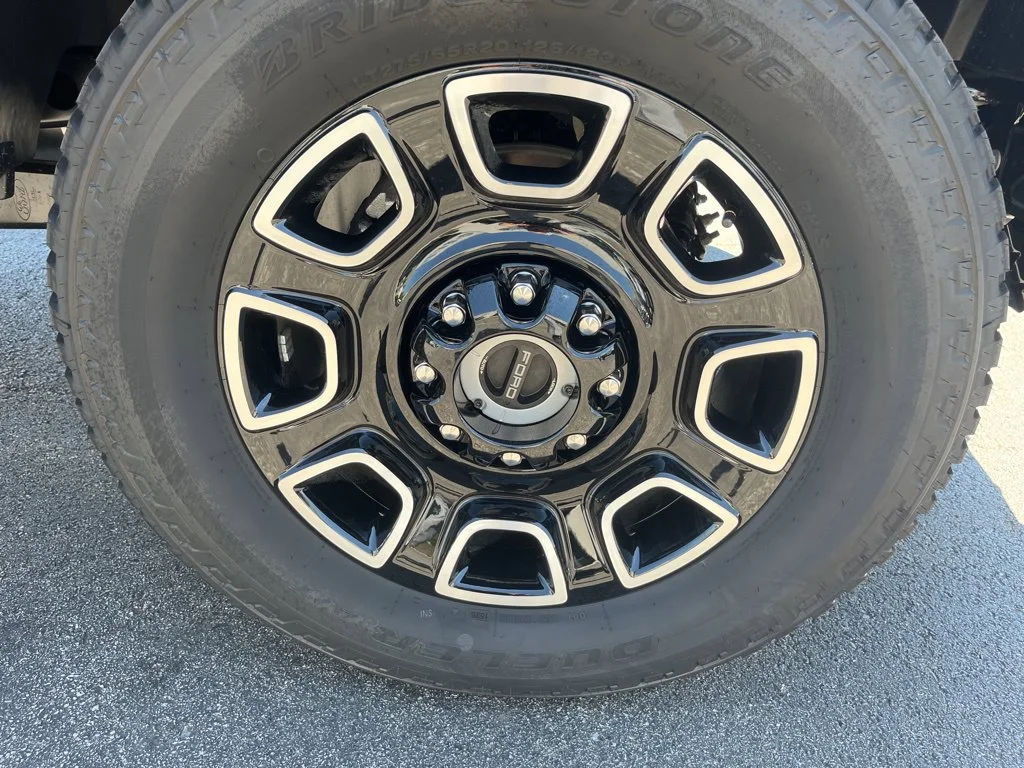 New 2026 Agate Black Metallic Ford F-250® Platinum® image 10