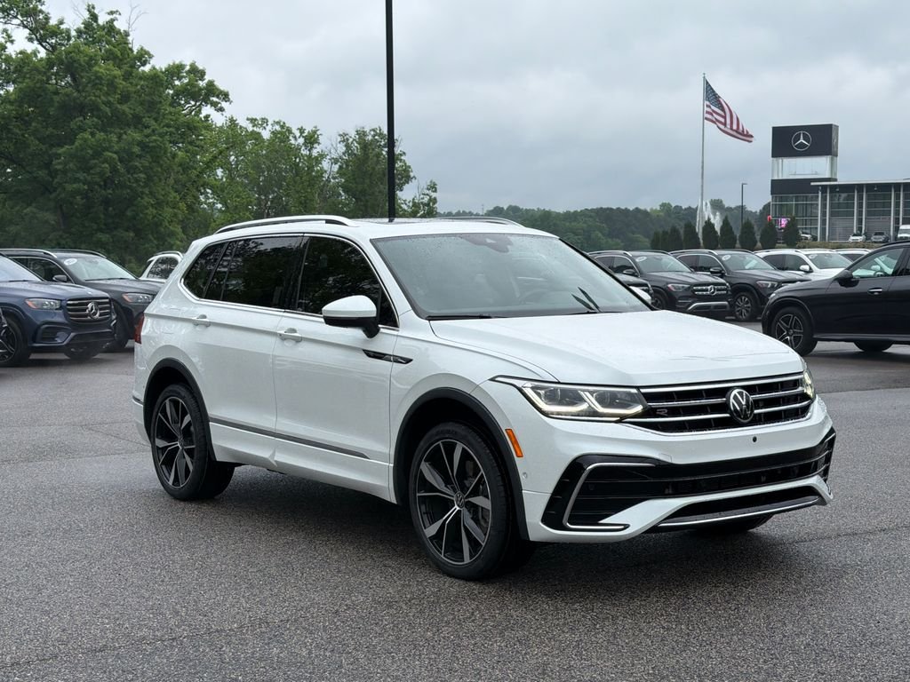 2022 Volkswagen Tiguan 2.0T SEL R-Line 4Motion's photo
