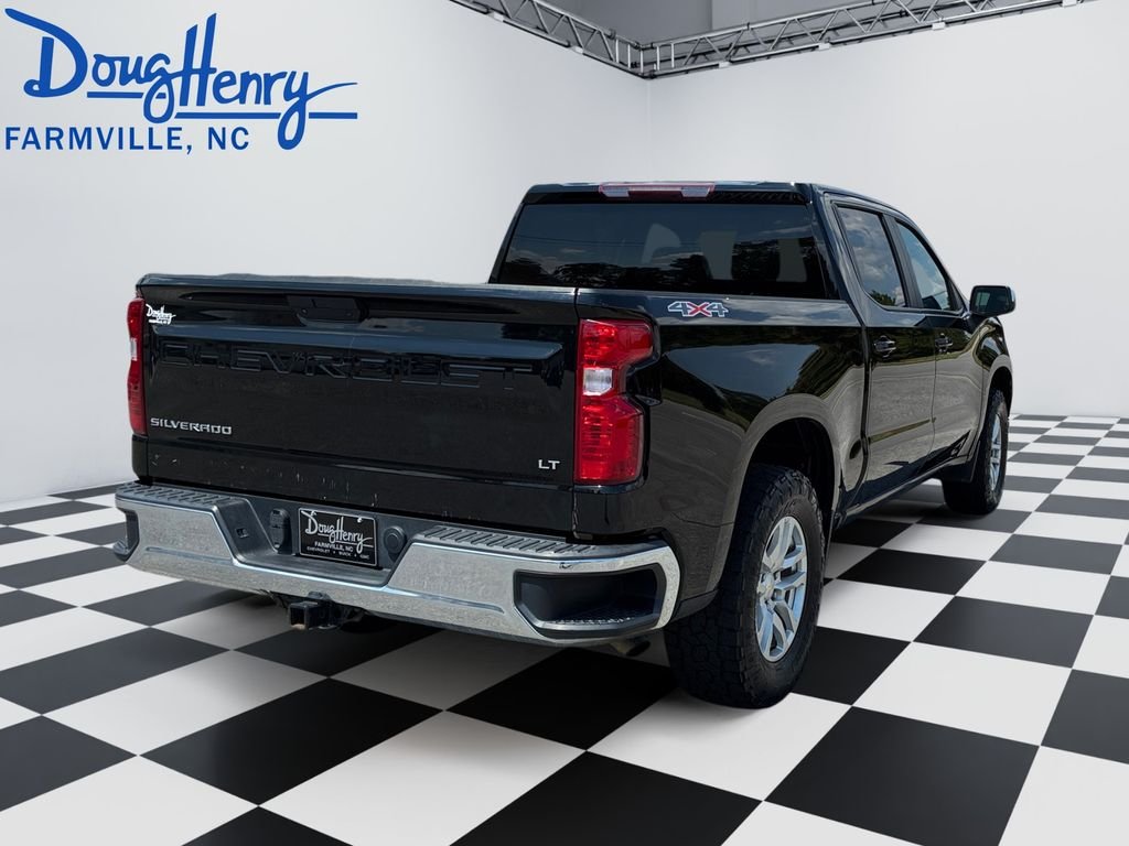 Used 2021 Black Chevrolet LT image 5