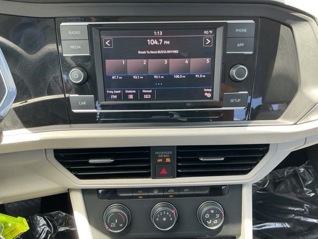 Used 2019 Orange Volkswagen 1.4T S image 30