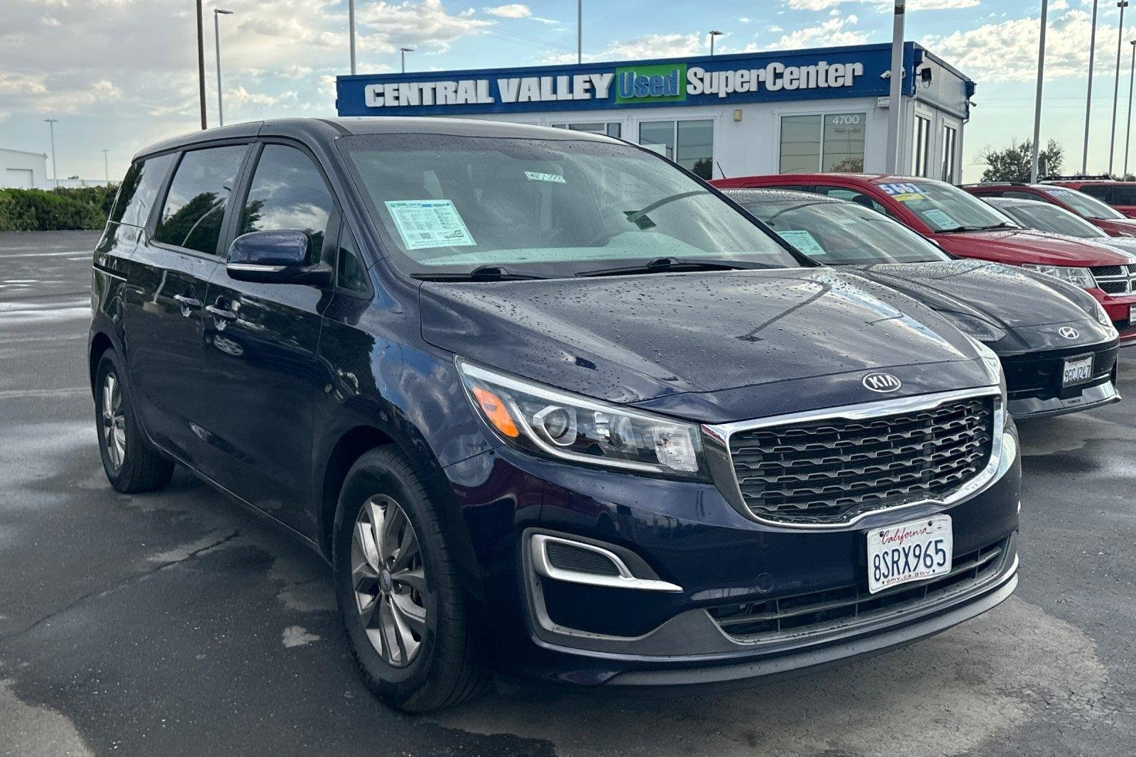 Used 2021 Kia Sedona LX with VIN KNDMB5C17M6673061 for sale in Modesto, CA