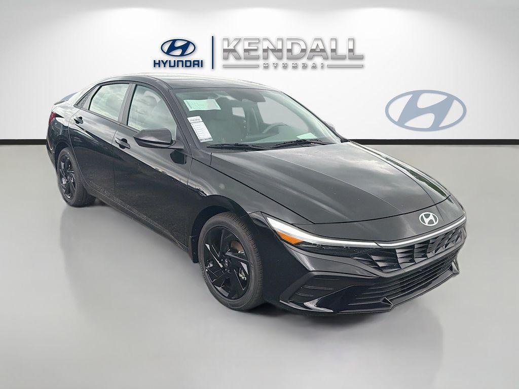 New 2026 Abyss Black Hyundai SEL Sport image 1