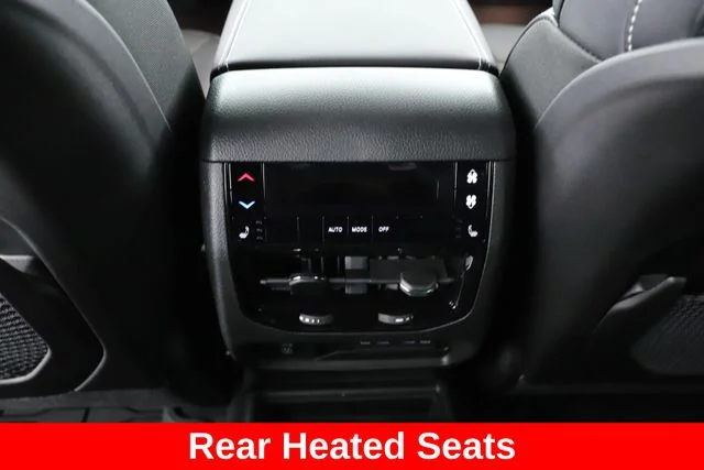 New 2026 Bright White Clearcoat Jeep Limited Reserve image 30