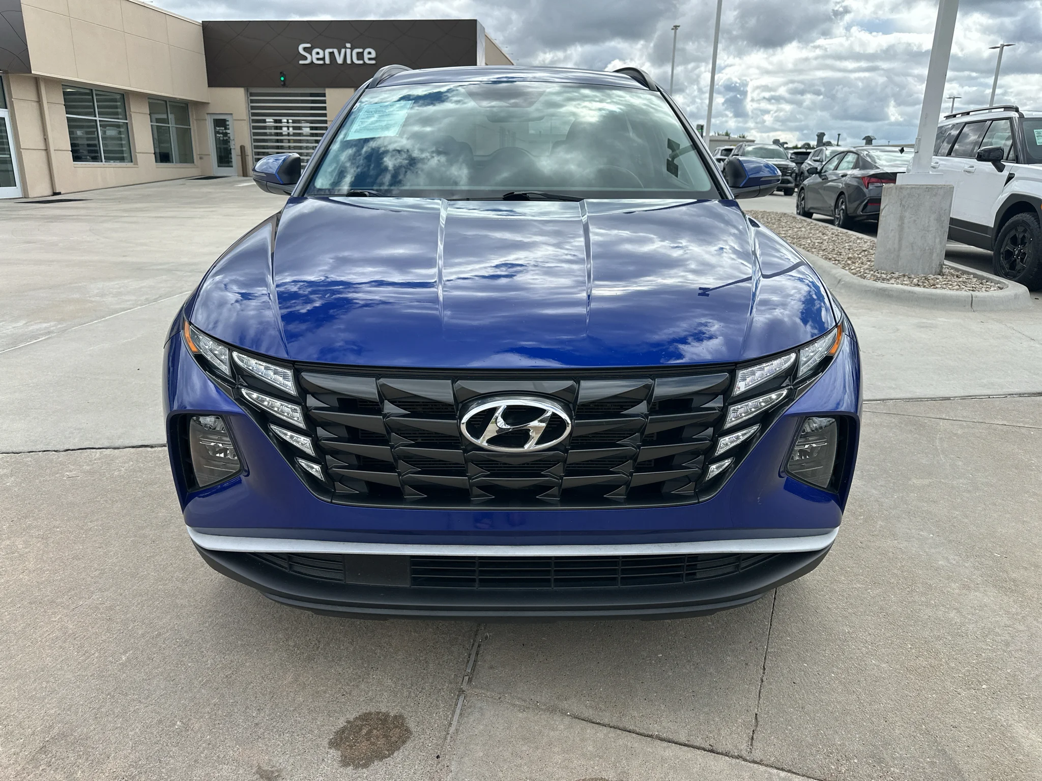 Used 2022 Intense Blue Hyundai SEL image 13