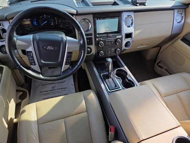 Used 2017 White Ford Limited image 10
