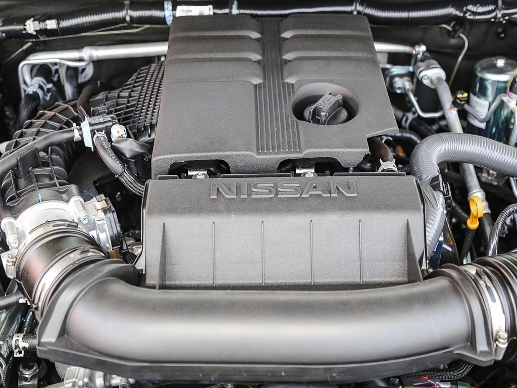 2025 Nissan Frontier SV - Photo 10