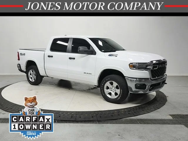 2025 RAM 1500 Big Horn/Lone Star 4x4 Crew Cab 5'7's photo