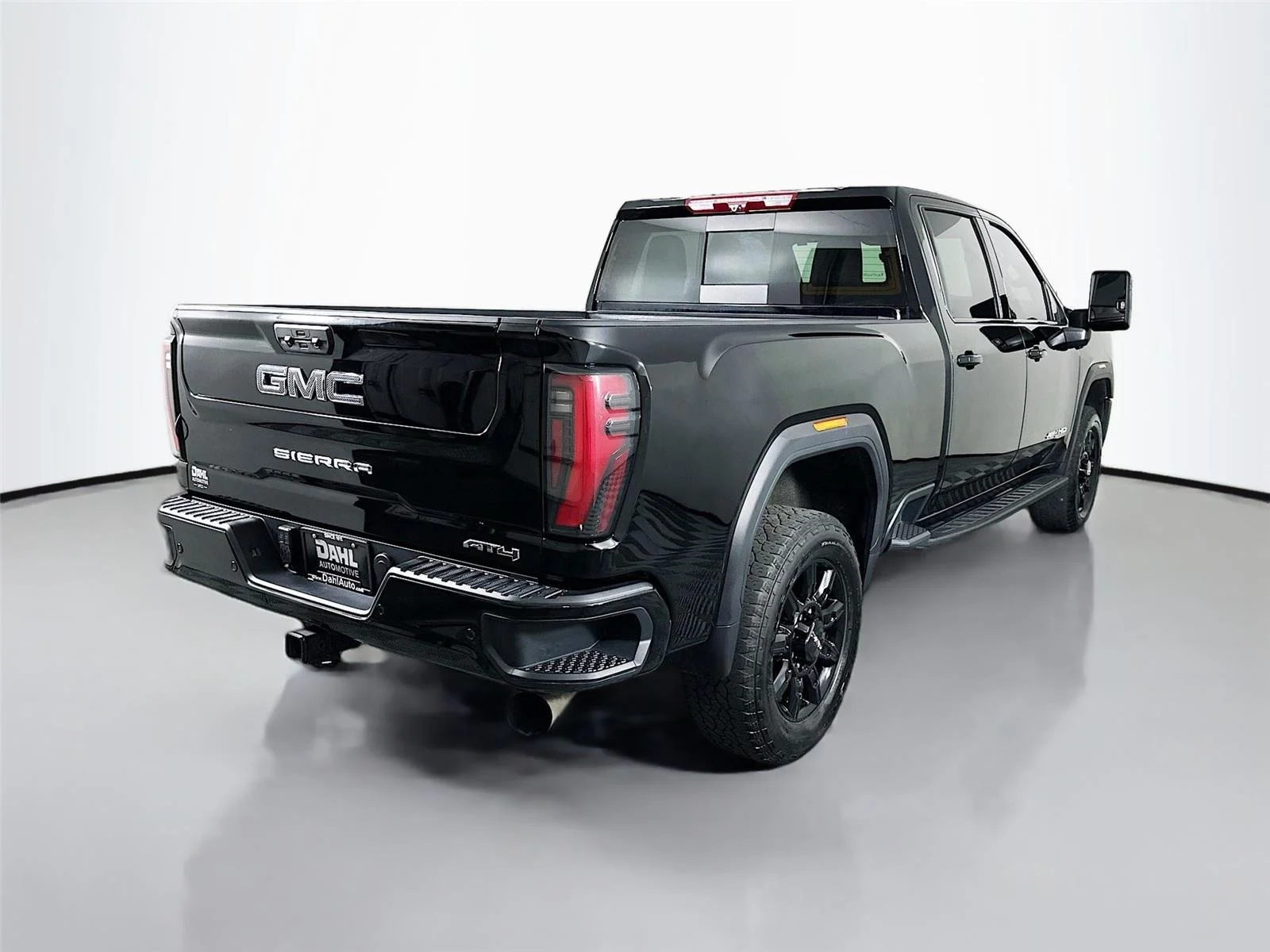 Used 2025 Onyx Black GMC AT4 image 13
