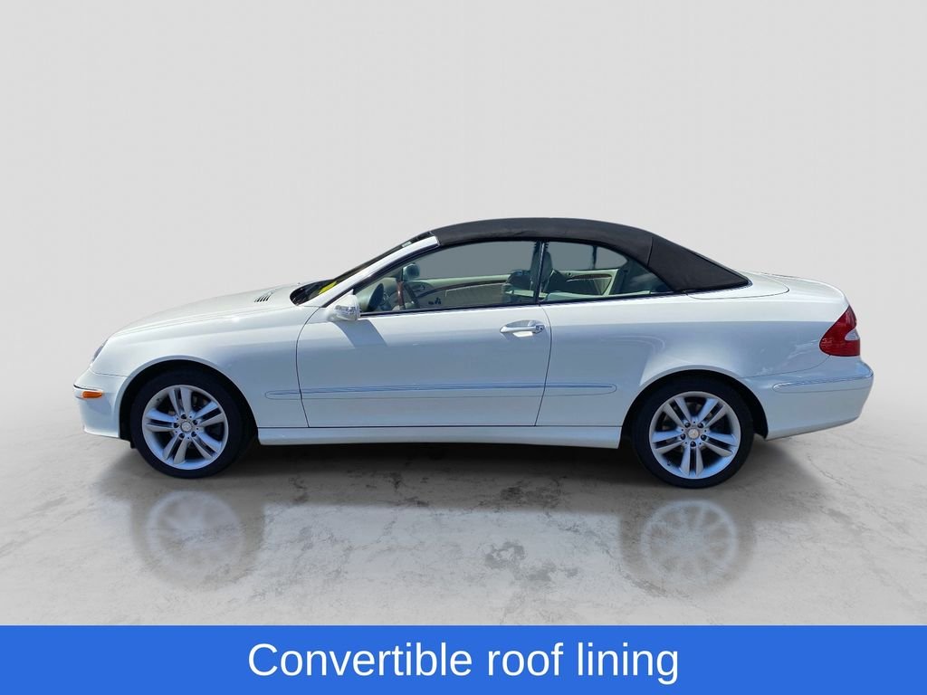 Used 2008 White Mercedes-Benz CLK 350 image 2