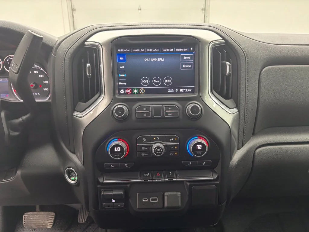 Used 2022 Blue Chevrolet LT image 26