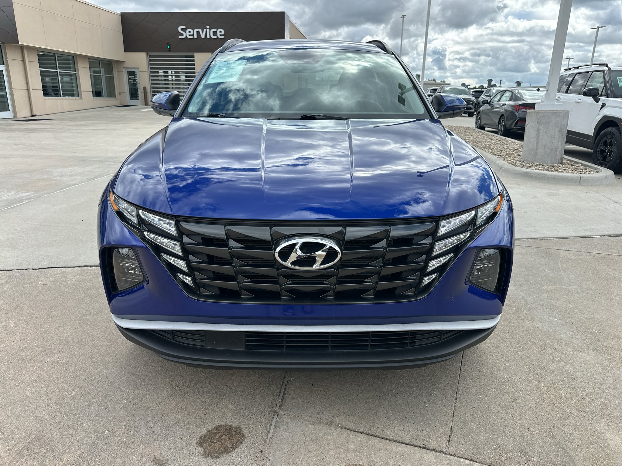Used 2022 Intense Blue Hyundai SEL image 13