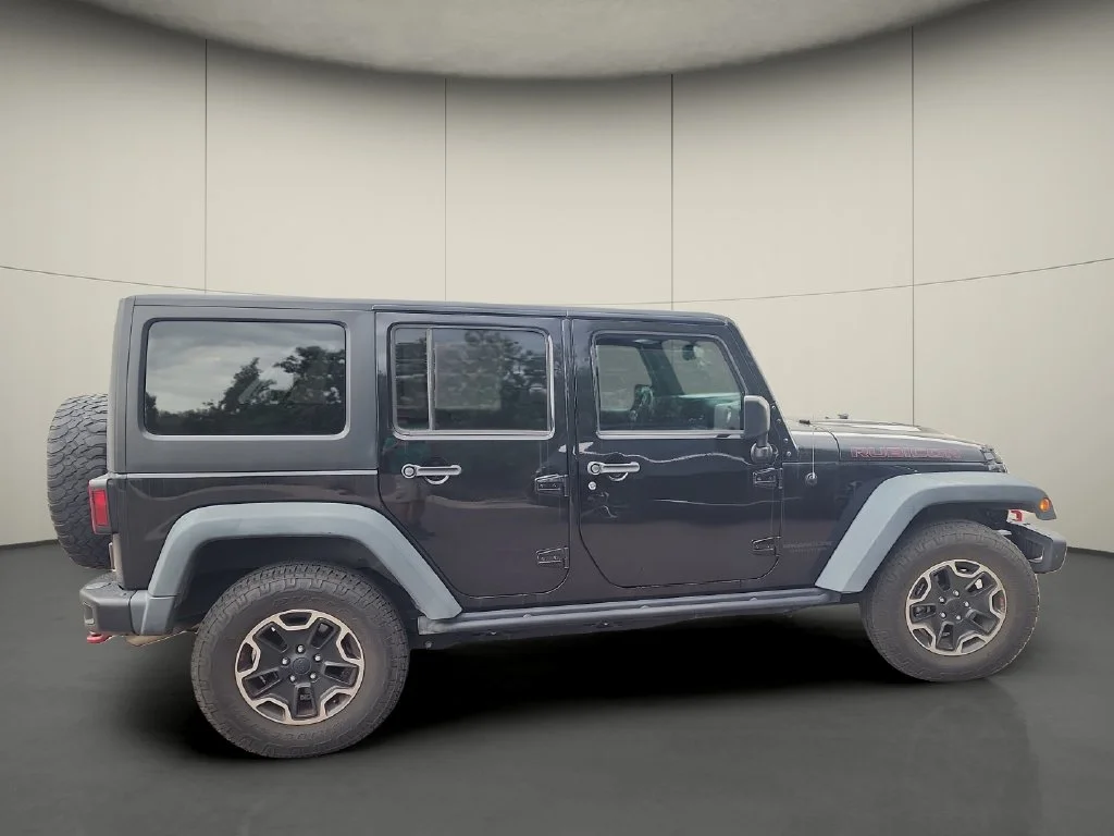 Used 2015 Black Jeep Unlimited Rubicon image 8