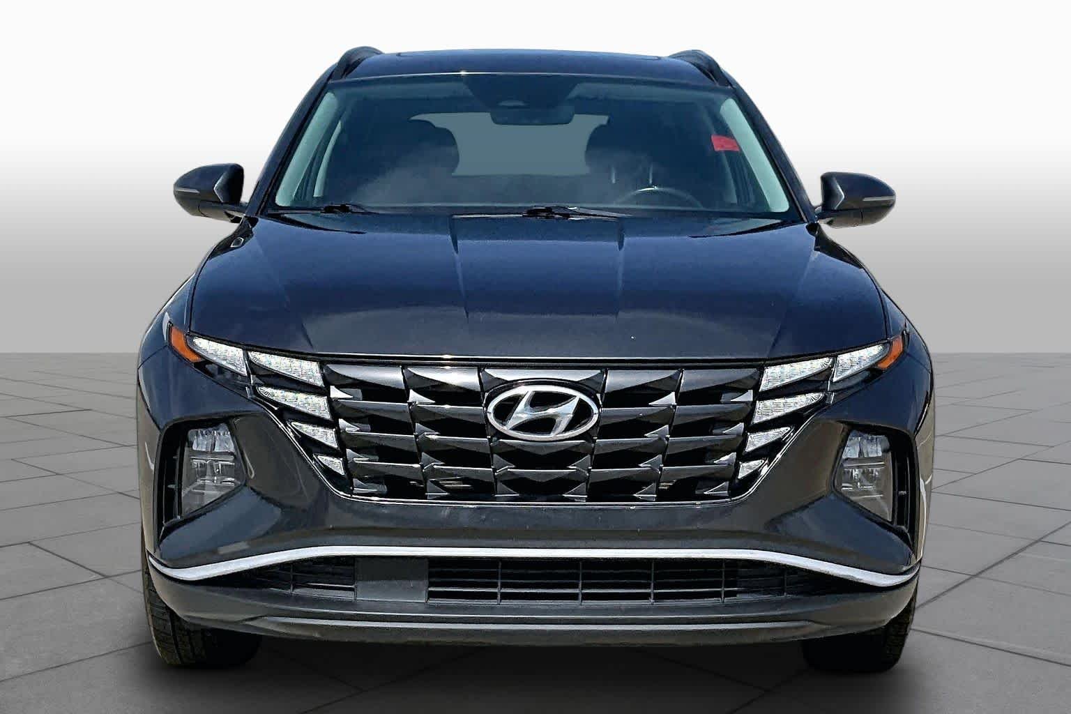 Used 2022 Portofino Gray Hyundai SEL image 4