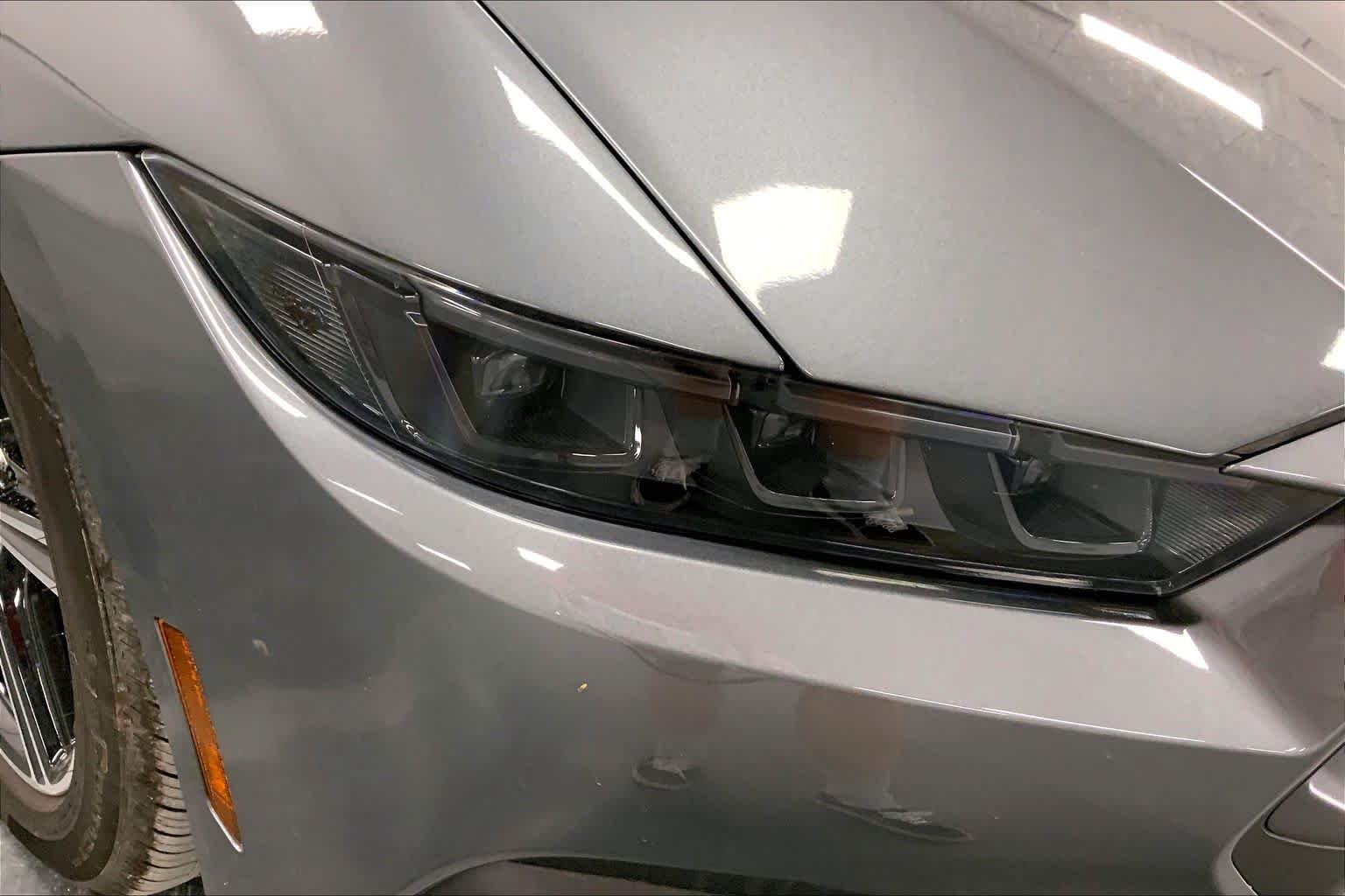 2025 Ford Mustang EcoBoost Fastback - Photo 13