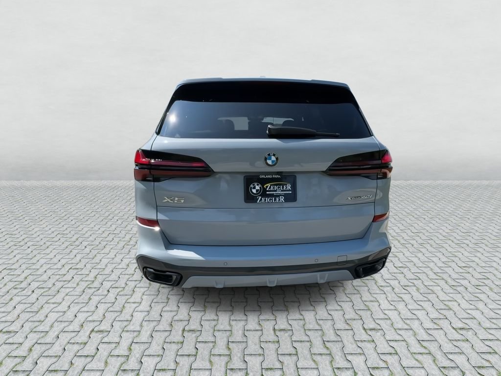 New 2026 Brooklyn Grey Metallic BMW xDrive40i image 7