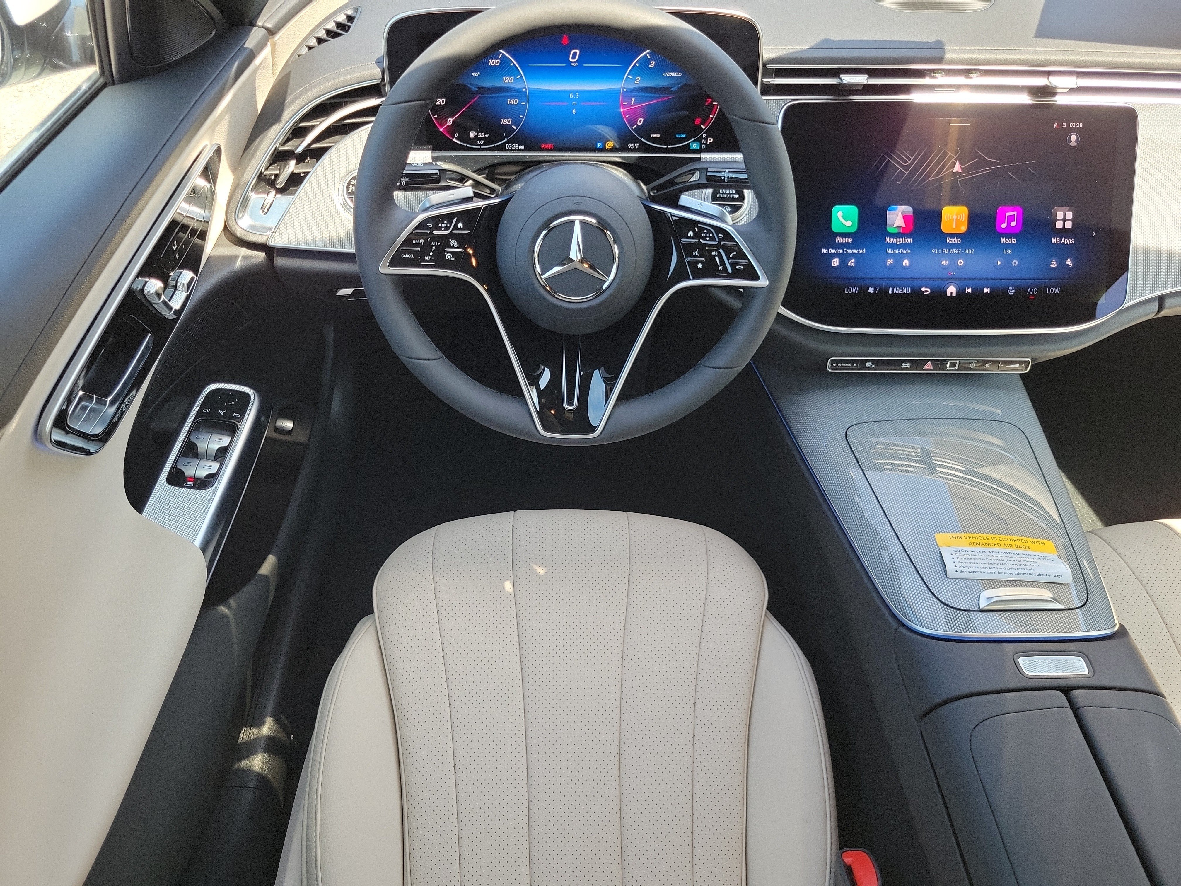 New 2026 MANUFAKTUR Moonlight White Metallic Mercedes-Benz E 350 image 43