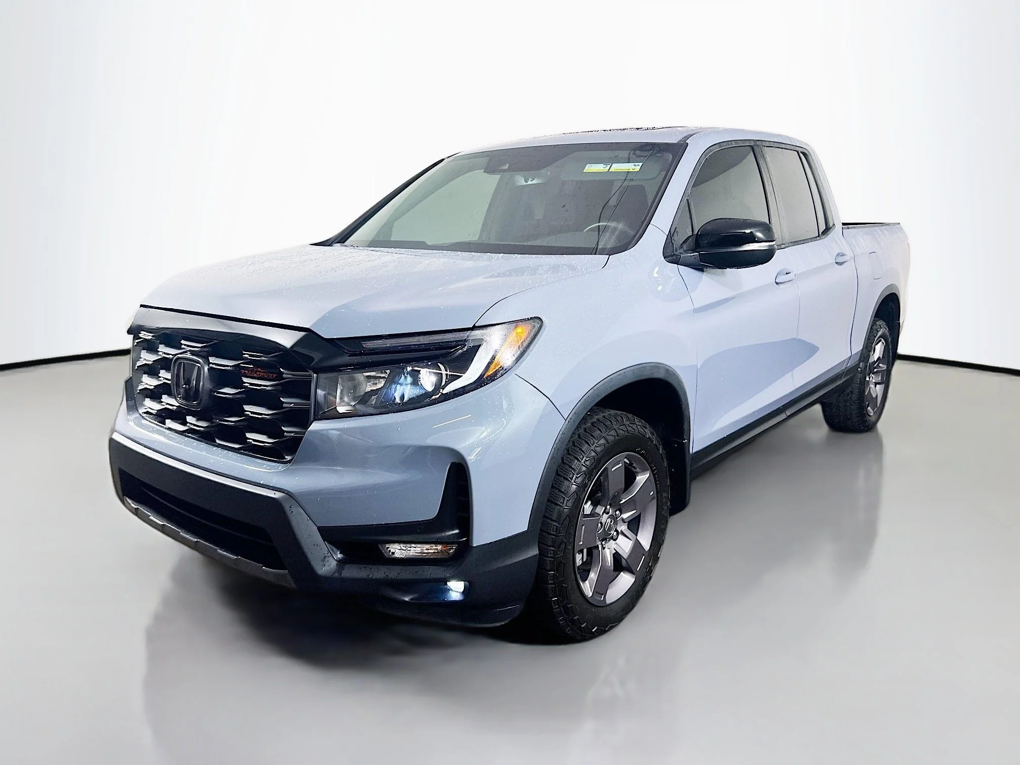 Certified Used 2024 Sonic Gray Pearl Honda AWD TRAILSPORT image 28