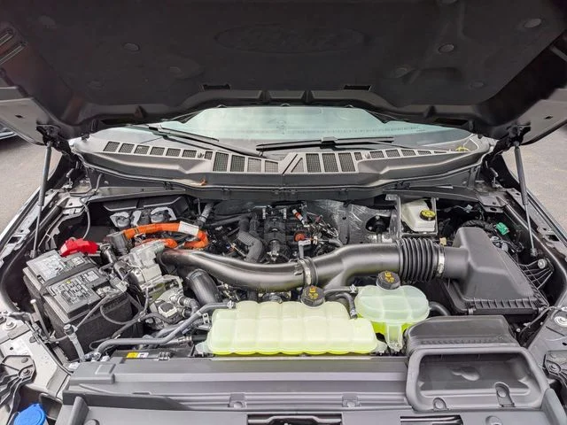 New 2026 Carbonized Gray Metallic Ford Lariat® image 33