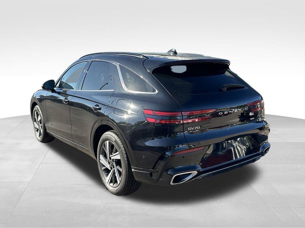 Used 2026 Black Genesis 3.5T Sport Advanced image 6