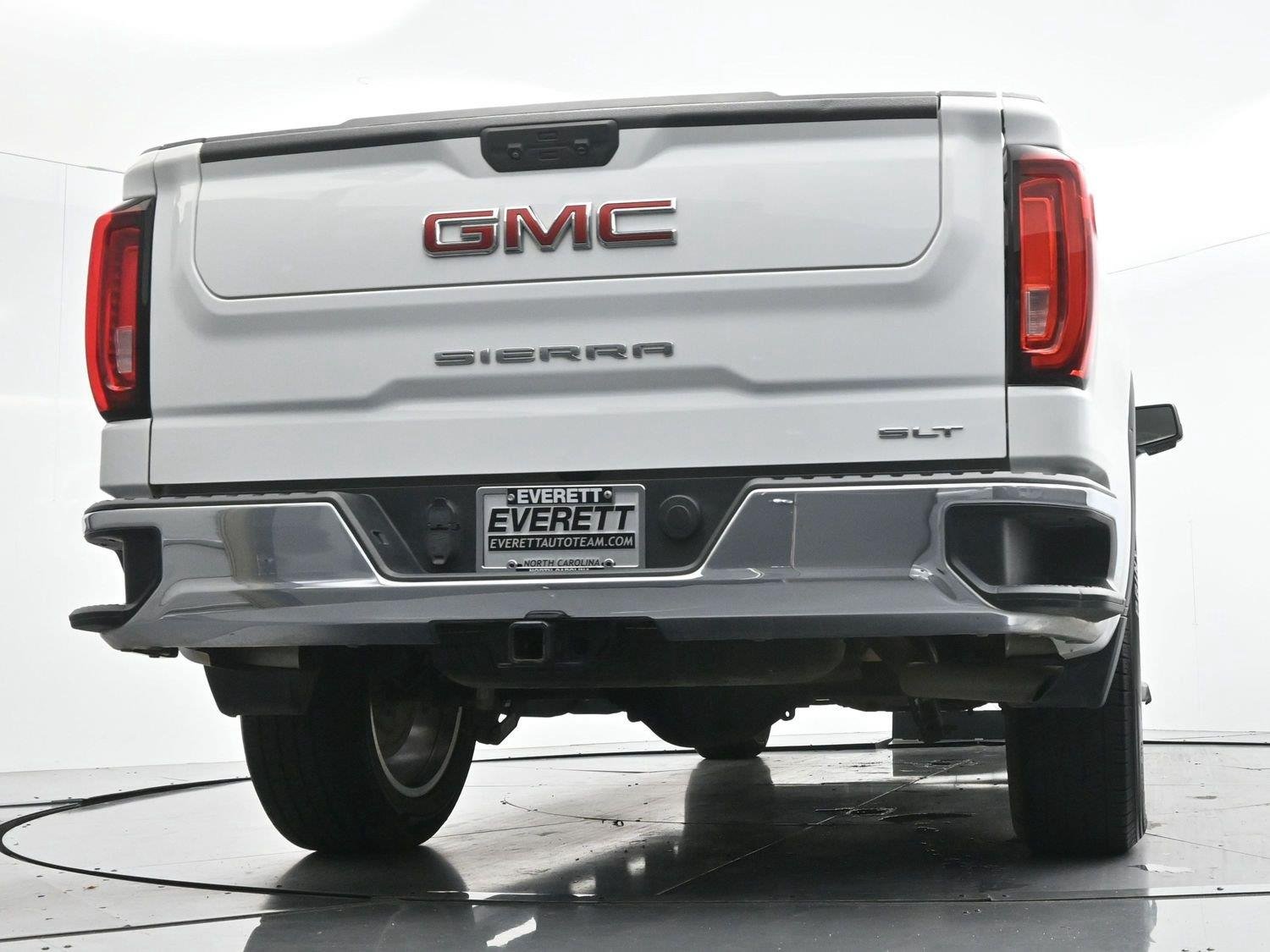 Used 2022 Summit White GMC SLT image 49
