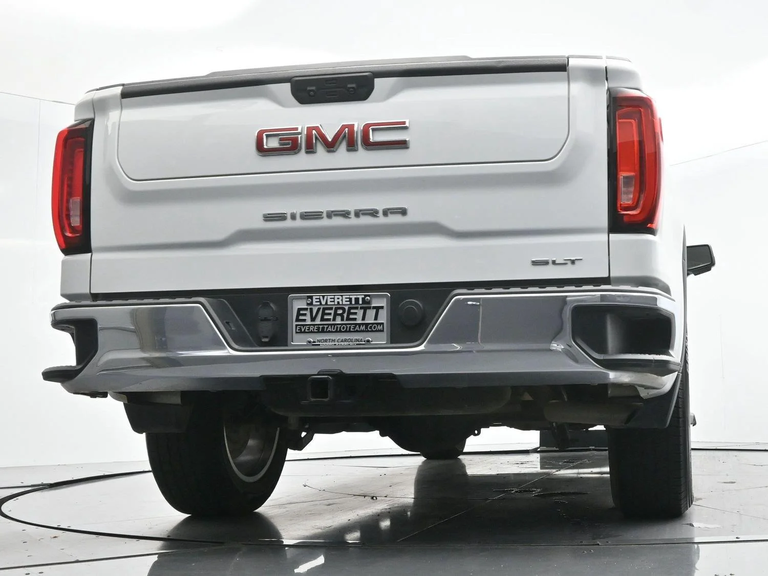 Used 2022 Summit White GMC SLT image 49