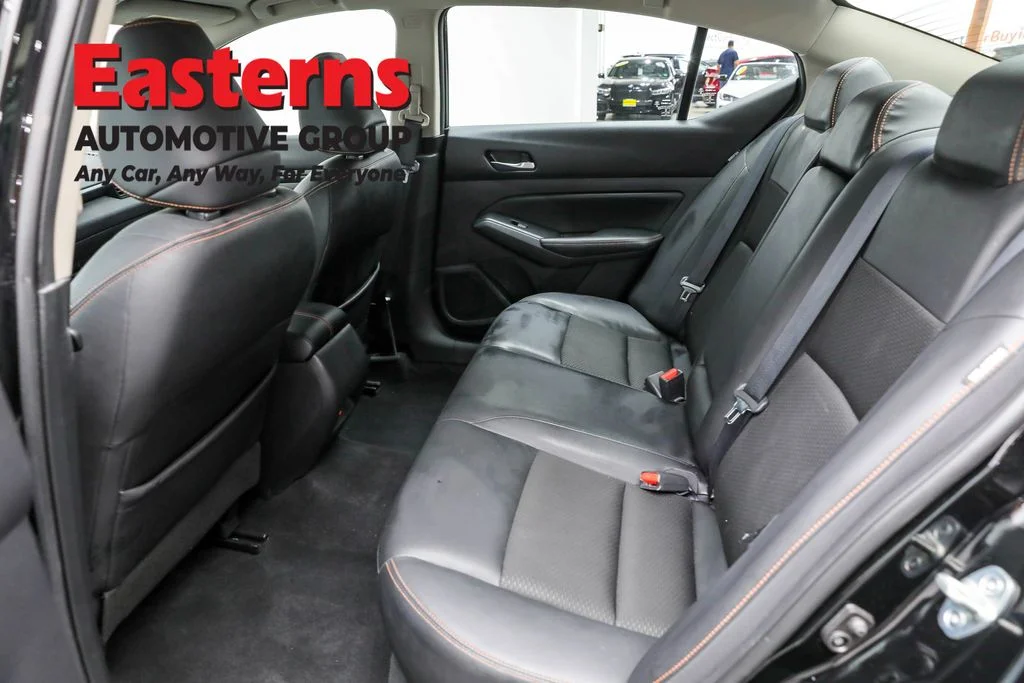 Used 2020 Black Nissan 2.5 SR image 20