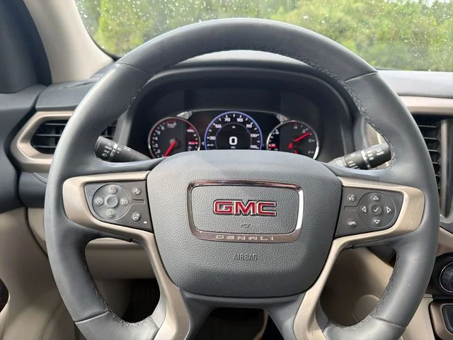 Used 2023 White GMC Denali image 17