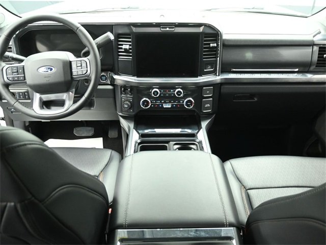 2025 FORD F-250 - Image 20