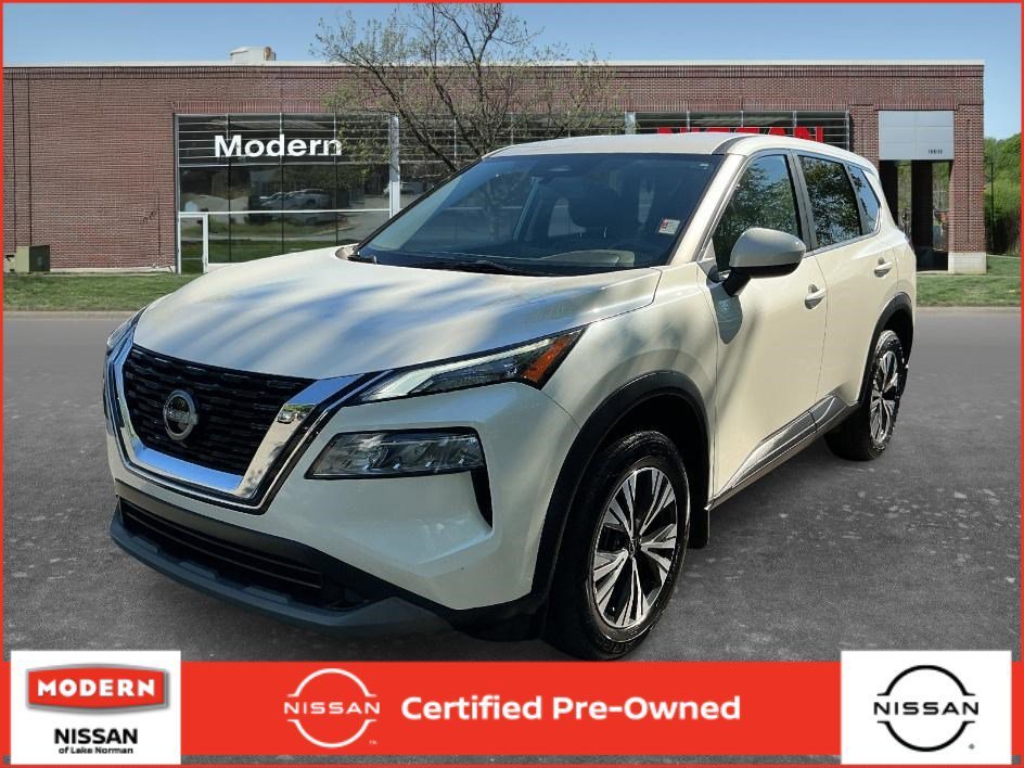 Certified Used 2023 Pearl White Tricoat Nissan SV image 1