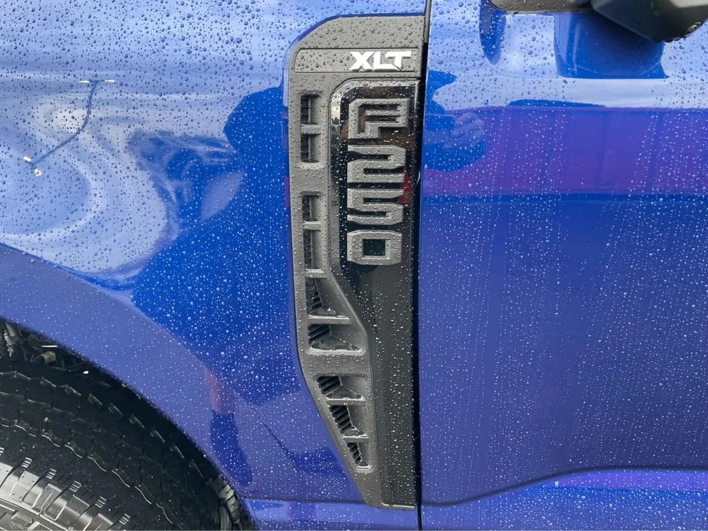 2026 Ford F-250 Super Duty XLT - Photo 10