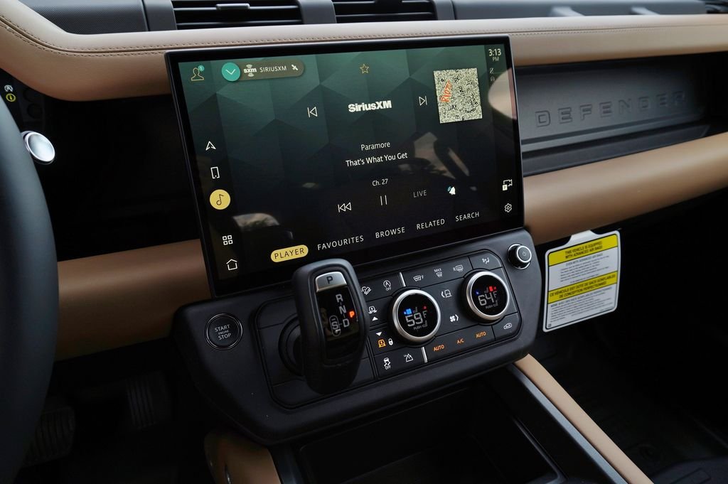 New 2026 Santorini Black Land Rover X-Dynamic SE image 19