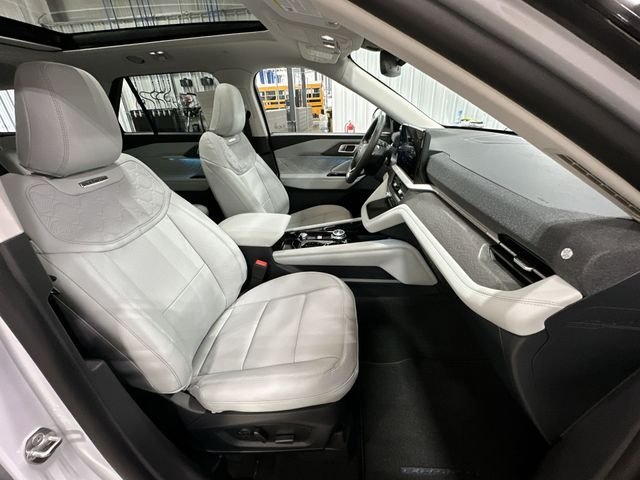 New 2026 Space White Metallic Ford Platinum™ image 31
