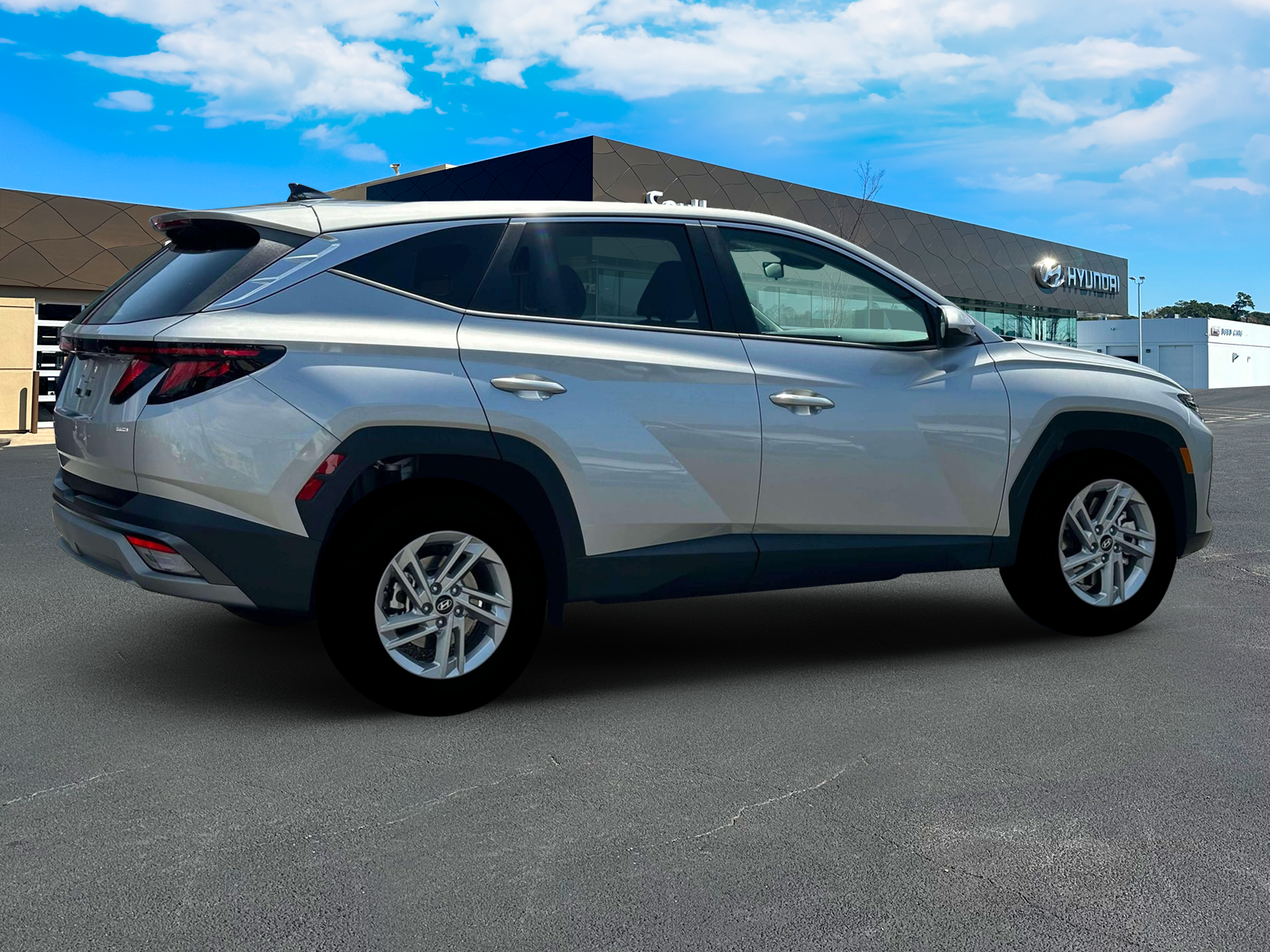 New 2026 Silver Hyundai SE AWD image 5